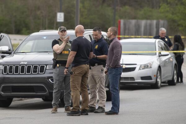 Federal manhunt order for a shooting and killing suspect. (Photo: AP News)