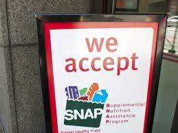 Florida SNAP benefits can't be used for alcohol, household products, and even pet food. (Photo: Orlando Sentinel)