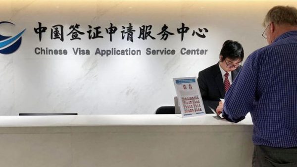 Applications of Chinese tourist visa applications for US citizens are announced to be simplified to boost the country's tourism and economic growth. (Photo: Chengdu Expat)