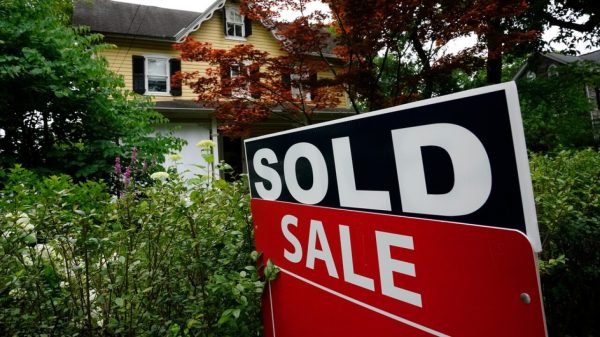 Mortgage rates dropping below 7% is a first since the middle of August. (Photo: FOX 17)